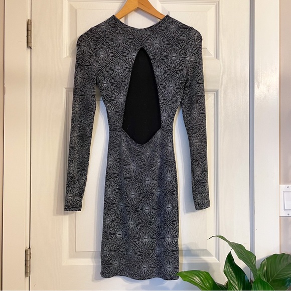 H&M Sparkly Bodycon Backless Jersey Dress Black Silver Geometric - Picture 4 of 14